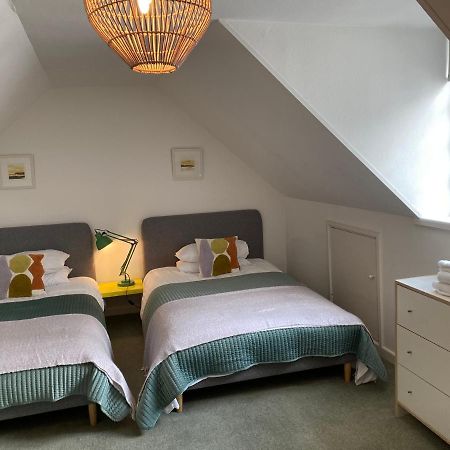 Bodriggy Barn Holiday Cottage Near St Ives Hayle Exteriör bild
