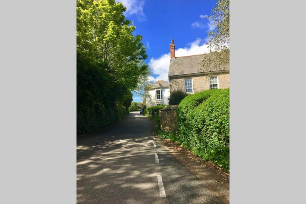 Bodriggy Barn Holiday Cottage Near St Ives Hayle Exteriör bild