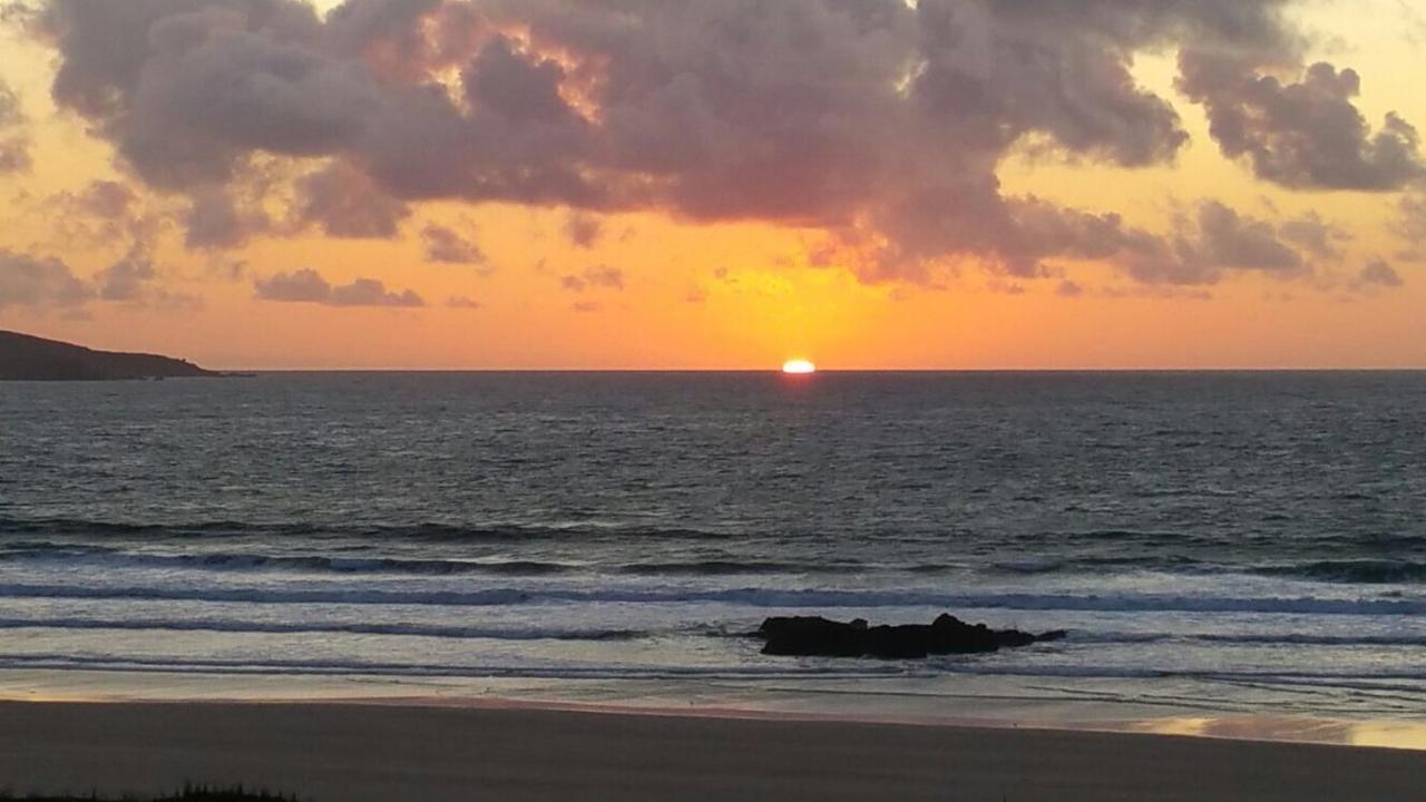 Bodriggy Barn Holiday Cottage Near St Ives Hayle Exteriör bild